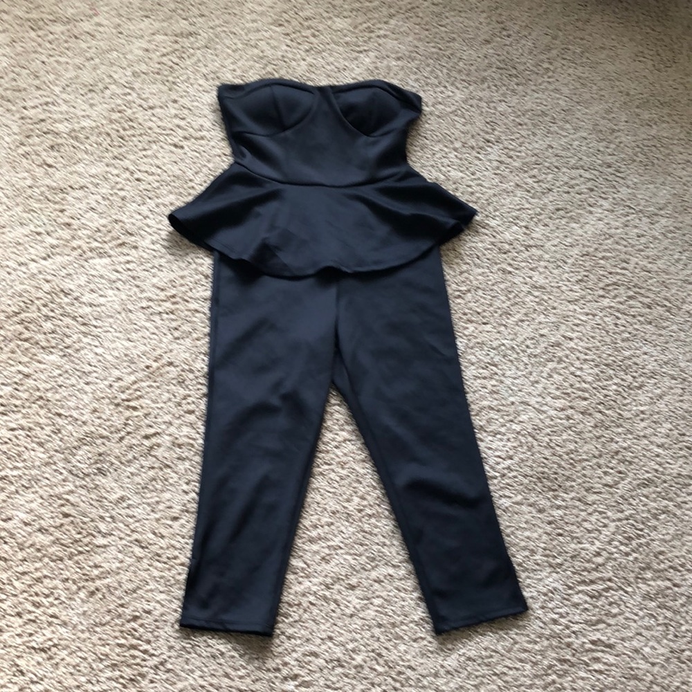 Finn and Clover sleeveless dressy romper